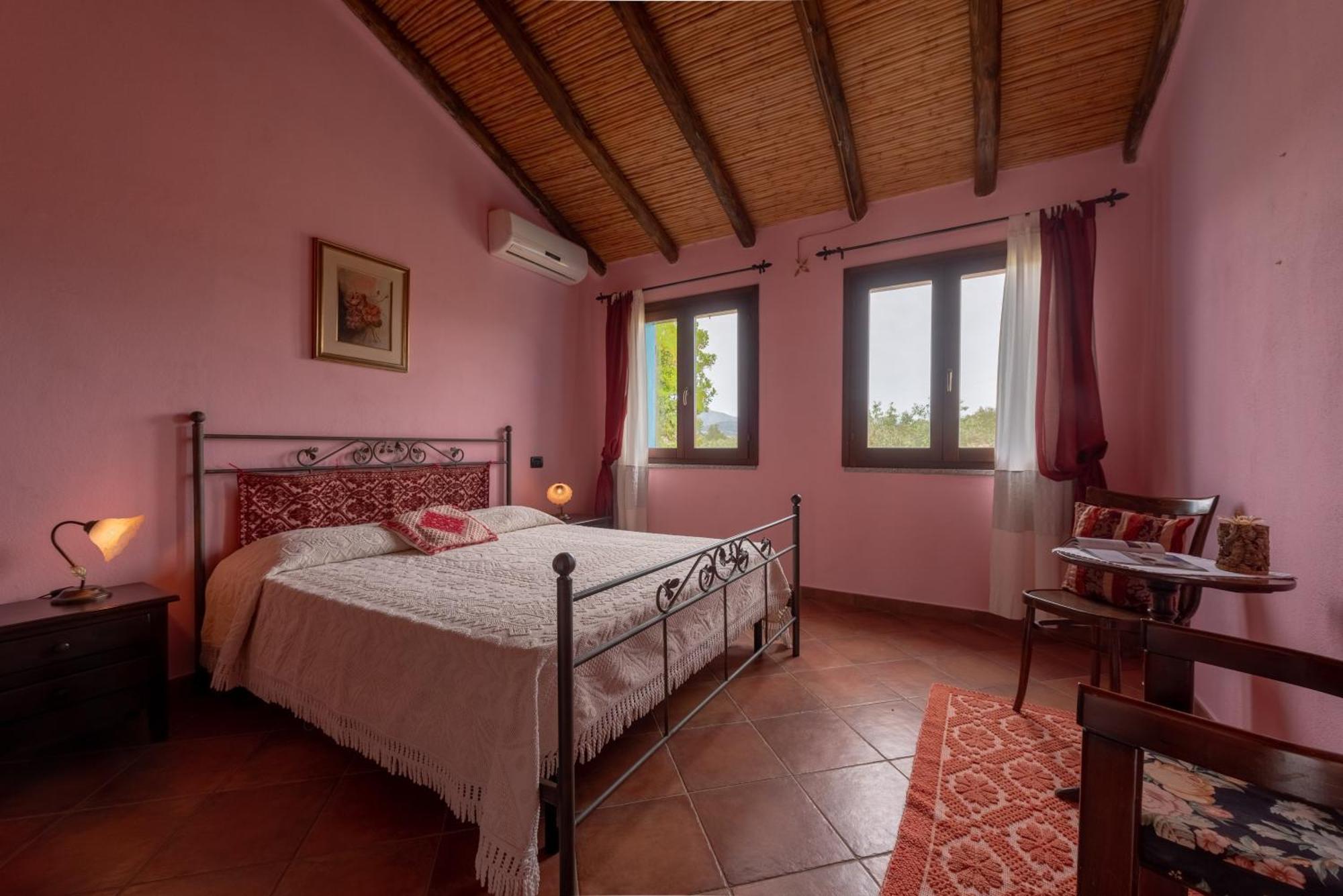 Tenuta Don Ballore Galtellì Екстериор снимка